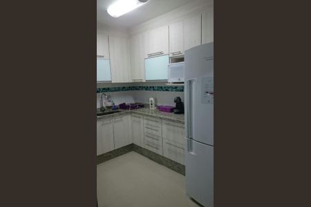 Casa à venda com 2 quartos, 65m² em Vila Carrão, São Paulo