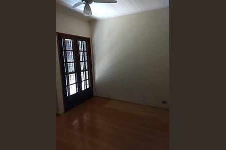 Casa à venda com 200m², 3 quartos e 2 vagas