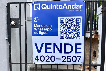 Plaquinha instalada de casa à venda com 3 quartos, 116m² em Parque Jabaquara, São Paulo