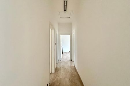 Corredor de casa à venda com 3 quartos, 116m² em Parque Jabaquara, São Paulo