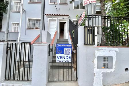 Fachada de casa à venda com 3 quartos, 116m² em Parque Jabaquara, São Paulo