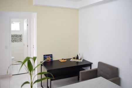 Sala de apartamento para alugar com 2 quartos, 42m² em Chácara Califórnia, São Paulo