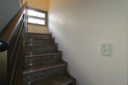 Apartamento para alugar com 140m², 2 quartos e 2 vagasEscada