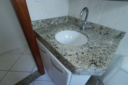 Apartamento para alugar com 140m², 2 quartos e 2 vagasBanheiro Social