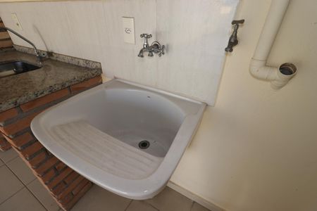 Apartamento para alugar com 140m², 2 quartos e 2 vagasÁrea de Serviço 2 - Tanque