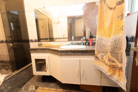 Casa à venda com 150m², 2 quartos e 2 vagasBanheiro da Suíte 2
