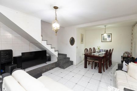 Sala  de casa à venda com 2 quartos, 150m² em Parque Edu Chaves, São Paulo