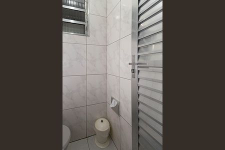 Casa à venda com 150m², 2 quartos e 2 vagasLavabo