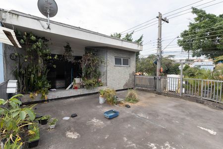 Casa à venda com 150m², 2 quartos e 2 vagasTerraço