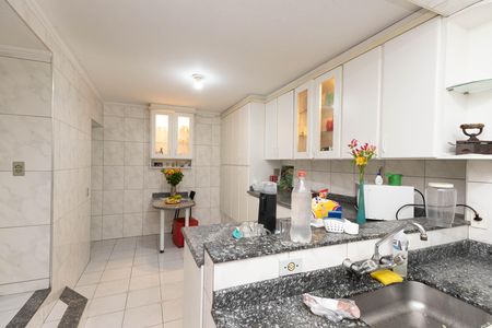 Casa à venda com 150m², 2 quartos e 2 vagasCopa e Cozinha 