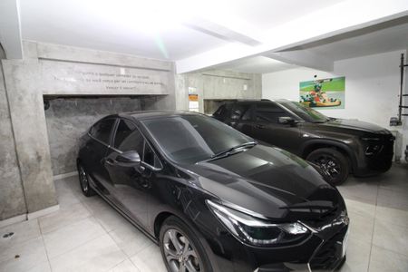 Garagem de casa à venda com 3 quartos, 300m² em Vila Lageado, São Paulo