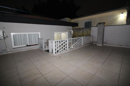 Quintal de casa à venda com 3 quartos, 300m² em Vila Lageado, São Paulo