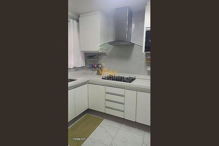 Casa à venda com 5 quartos, 263m² em Jardim Osasco, Osasco