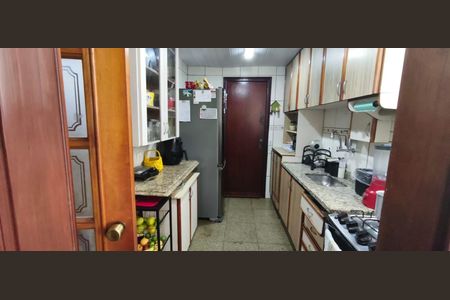 Apartamento à venda com 72m², 2 quartos e 1 vaga