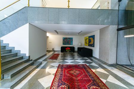 Apartamento à venda com 160m², 3 quartos e 2 vagas Apartamento à venda com 160m², 3 quartos e 2 vagasHall de entrada