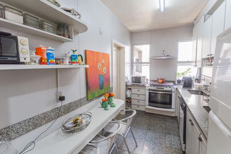 Apartamento à venda com 160m², 3 quartos e 2 vagas Apartamento à venda com 160m², 3 quartos e 2 vagasCozinha