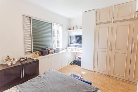 Apartamento à venda com 160m², 3 quartos e 2 vagas Apartamento à venda com 160m², 3 quartos e 2 vagasSuíte