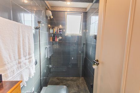Apartamento à venda com 160m², 3 quartos e 2 vagas Apartamento à venda com 160m², 3 quartos e 2 vagasBanheiro da Suíte