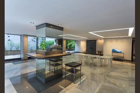 Apartamento à venda com 160m², 3 quartos e 2 vagas Apartamento à venda com 160m², 3 quartos e 2 vagasÁrea comum - Salão de festas