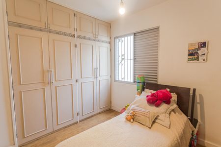 Apartamento à venda com 160m², 3 quartos e 2 vagas Apartamento à venda com 160m², 3 quartos e 2 vagasQuarto 3