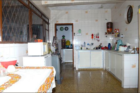 Casa à venda com 428m², 3 quartos e 3 vagasCozinha