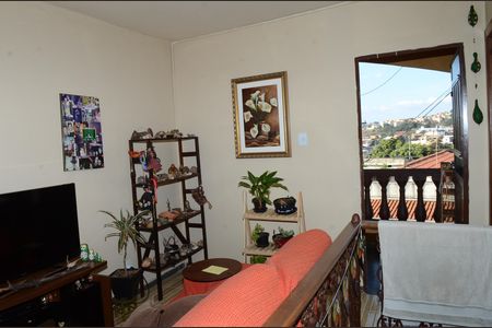 Casa à venda com 428m², 3 quartos e 3 vagasSala de TV