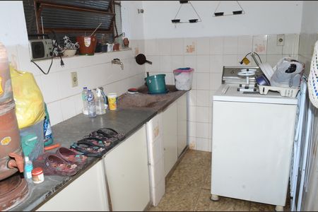 Casa à venda com 428m², 3 quartos e 3 vagasÁrea de Serviço