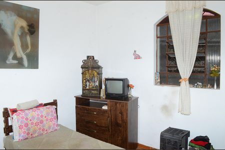 Casa à venda com 428m², 3 quartos e 3 vagasQuarto 2