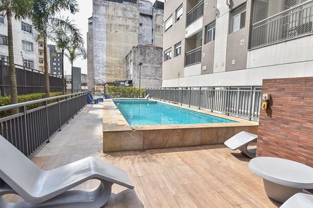 Apartamento à venda com 48m², 2 quartos e 1 vaga Apartamento à venda com 48m², 2 quartos e 1 vagaÁrea comum - Piscina