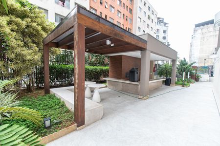 Apartamento à venda com 48m², 2 quartos e 1 vaga Apartamento à venda com 48m², 2 quartos e 1 vagaÁrea comum - Churrasqueira