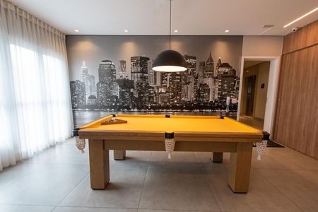 Apartamento à venda com 48m², 2 quartos e 1 vaga Apartamento à venda com 48m², 2 quartos e 1 vagaSala de jogos