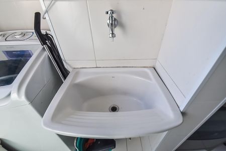 Apartamento à venda com 48m², 2 quartos e 1 vaga Apartamento à venda com 48m², 2 quartos e 1 vagaÁrea de serviço