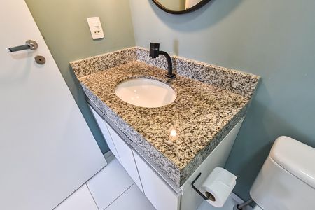 Apartamento à venda com 48m², 2 quartos e 1 vaga Apartamento à venda com 48m², 2 quartos e 1 vagaBanheiro