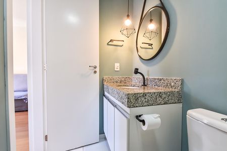 Apartamento à venda com 48m², 2 quartos e 1 vaga Apartamento à venda com 48m², 2 quartos e 1 vagaBanheiro
