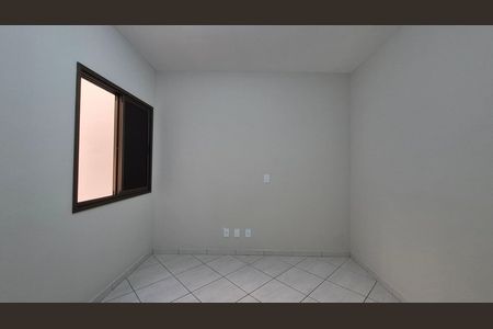 Apartamento para alugar com 80m², 3 quartos e 2 vagas Apartamento para alugar com 80m², 3 quartos e 2 vagasQuarto 2
