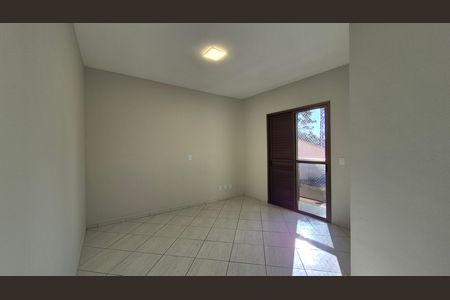 Apartamento para alugar com 80m², 3 quartos e 2 vagas Apartamento para alugar com 80m², 3 quartos e 2 vagasSuíte