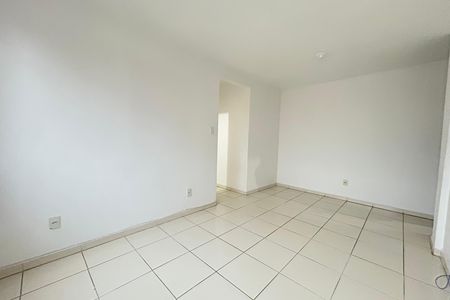 Sala  de apartamento para alugar com 2 quartos, 50m² em Jardim Atlântico, Florianópolis