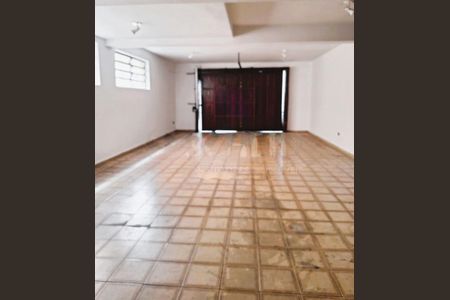 Casa à venda com 4 quartos, 304m² em Canindé, São Paulo