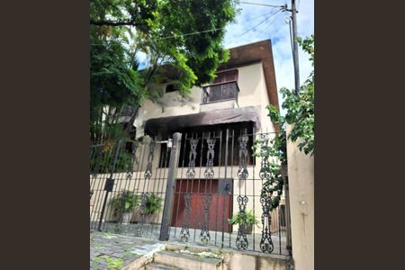 Casa à venda com 4 quartos, 304m² em Canindé, São Paulo