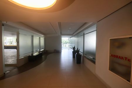 Apartamento para alugar com 174m², 3 quartos e 2 vagas Apartamento para alugar com 174m², 3 quartos e 2 vagasHall de entrada