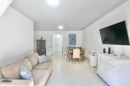 Apartamento para alugar com 174m², 3 quartos e 2 vagas Apartamento para alugar com 174m², 3 quartos e 2 vagasSala