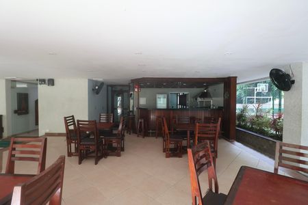 Apartamento para alugar com 174m², 3 quartos e 2 vagas Apartamento para alugar com 174m², 3 quartos e 2 vagasÁrea comum