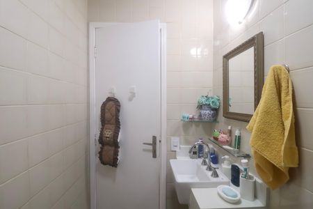 Apartamento para alugar com 174m², 3 quartos e 2 vagas Apartamento para alugar com 174m², 3 quartos e 2 vagasBanheiro Social