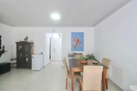 Apartamento para alugar com 174m², 3 quartos e 2 vagas Apartamento para alugar com 174m², 3 quartos e 2 vagasSala