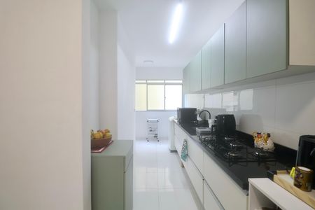 Apartamento para alugar com 174m², 3 quartos e 2 vagas Apartamento para alugar com 174m², 3 quartos e 2 vagasCozinha