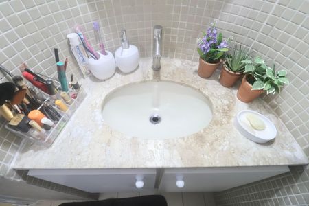 Apartamento para alugar com 174m², 3 quartos e 2 vagas Apartamento para alugar com 174m², 3 quartos e 2 vagasBanheiro Suíte