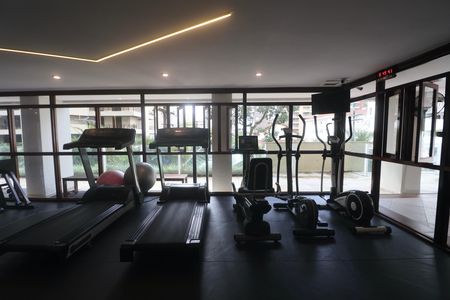 Apartamento para alugar com 174m², 3 quartos e 2 vagas Apartamento para alugar com 174m², 3 quartos e 2 vagasÁrea comum