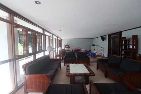 Apartamento para alugar com 174m², 3 quartos e 2 vagas Apartamento para alugar com 174m², 3 quartos e 2 vagasÁrea comum