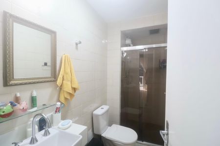 Apartamento para alugar com 174m², 3 quartos e 2 vagas Apartamento para alugar com 174m², 3 quartos e 2 vagasBanheiro Social