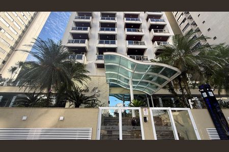 Apartamento para alugar com 174m², 3 quartos e 2 vagas Apartamento para alugar com 174m², 3 quartos e 2 vagasFachada
